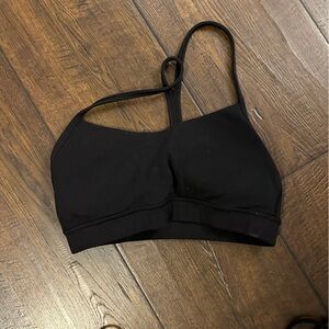 LULULEMON size 6 bra